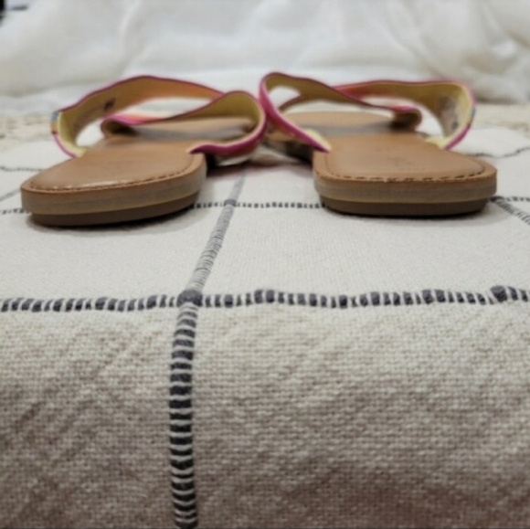 Tom's The Original 1 for 1 Company Women's Viv Striped Flats Slides Slipon Sanda - Picture 9 of 9